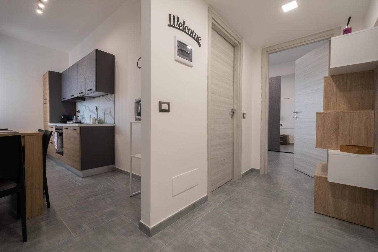 Apartment L&M, Rhomilanofiera Bollate Kültér fotó