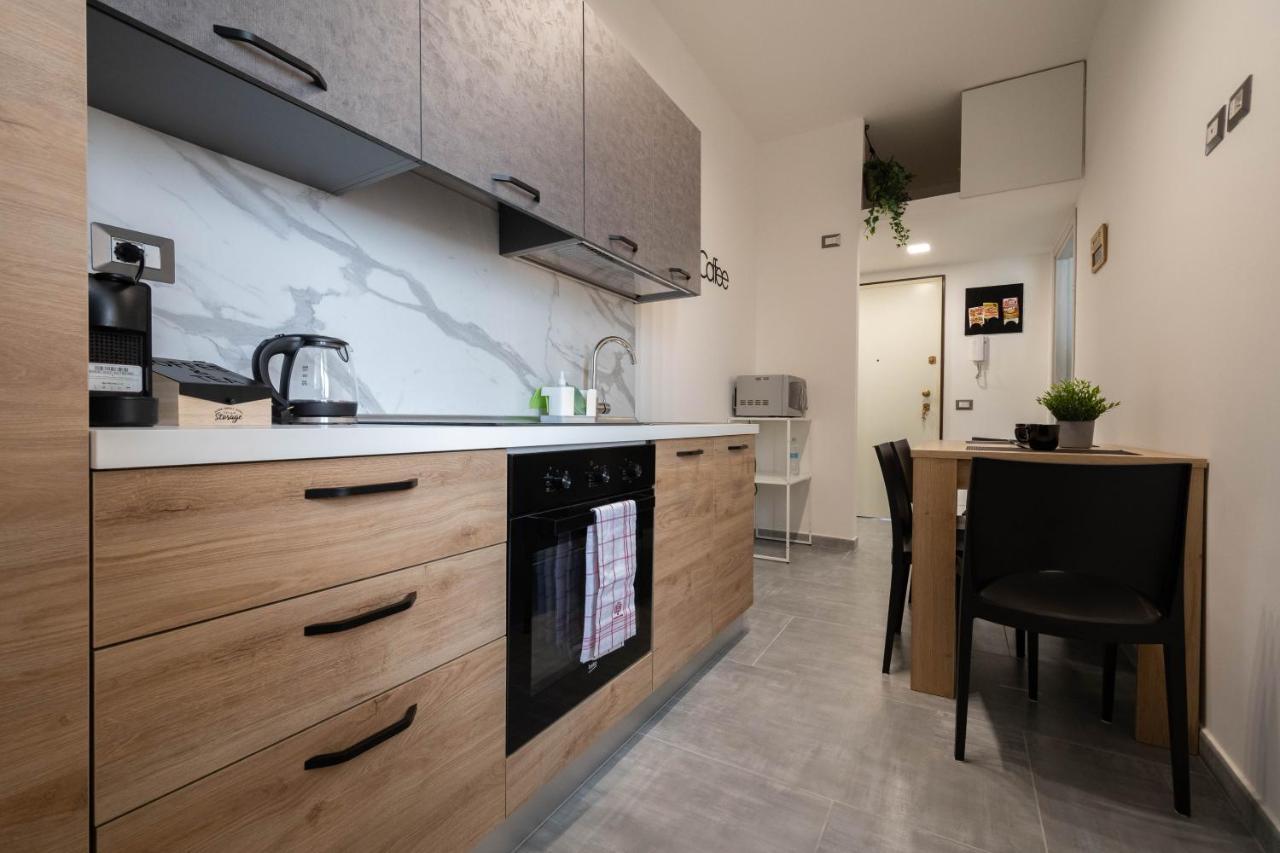 Apartment L&M, Rhomilanofiera Bollate Kültér fotó